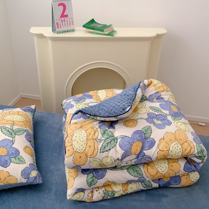 91家纺网 家纺一手货源 找家纺 星期八 2022新款复古碎花豆豆被 莫奈