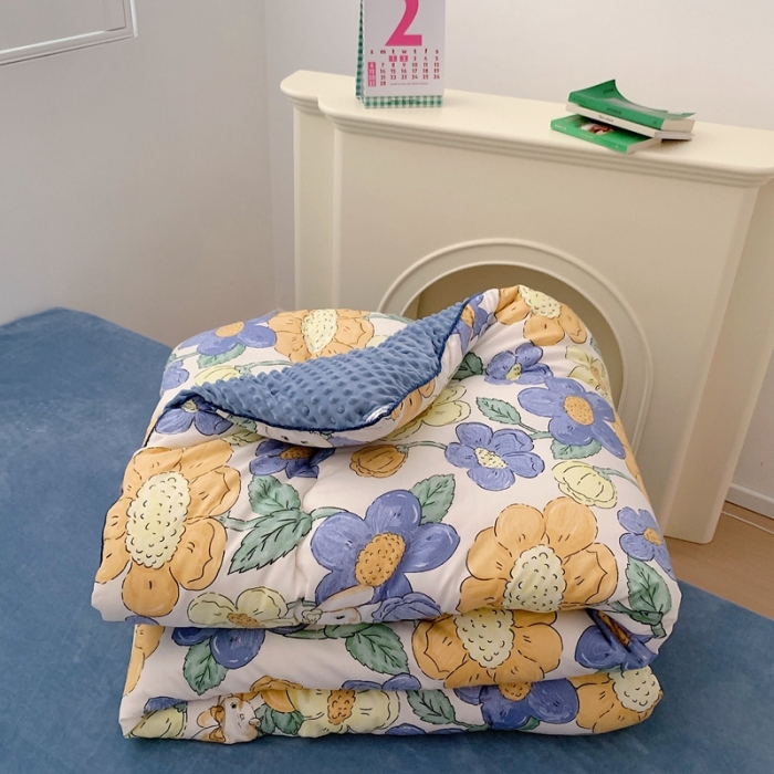 91家纺网 家纺一手货源 找家纺 星期八 2022新款复古碎花豆豆被 莫奈