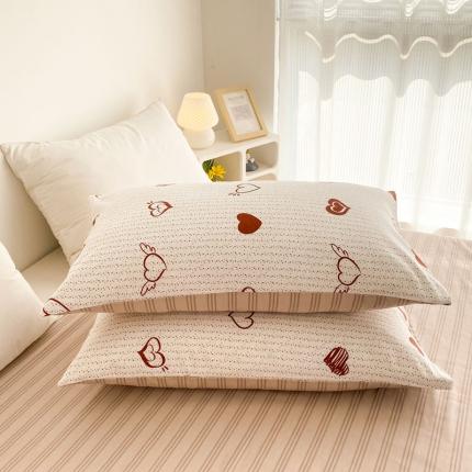 91家纺网 家纺一手货源 找家纺 黑马家居 2023新款喷气全棉斜纹单品枕套 爱意绵绵