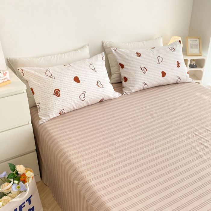 91家纺网 家纺一手货源 找家纺 黑马家居 2023新款喷气全棉斜纹单品枕套 爱意绵绵