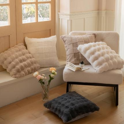 91家纺网 家纺一手货源 找家纺 （总）宜代光年 2025新款兔绒云芙绒毯+抱枕