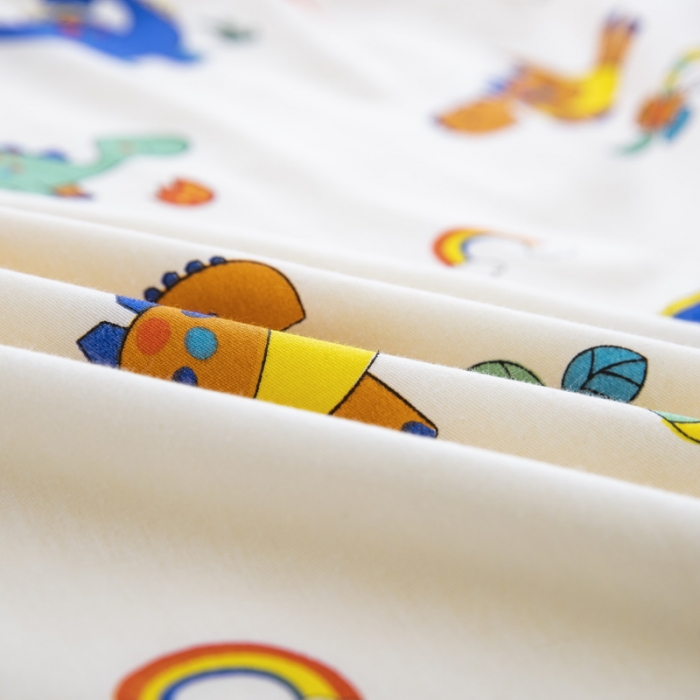 91家纺网 家纺一手货源 找家纺 乐秀 2024新款幼儿园双面四季款儿童床垫套+床垫芯彩虹恐龙