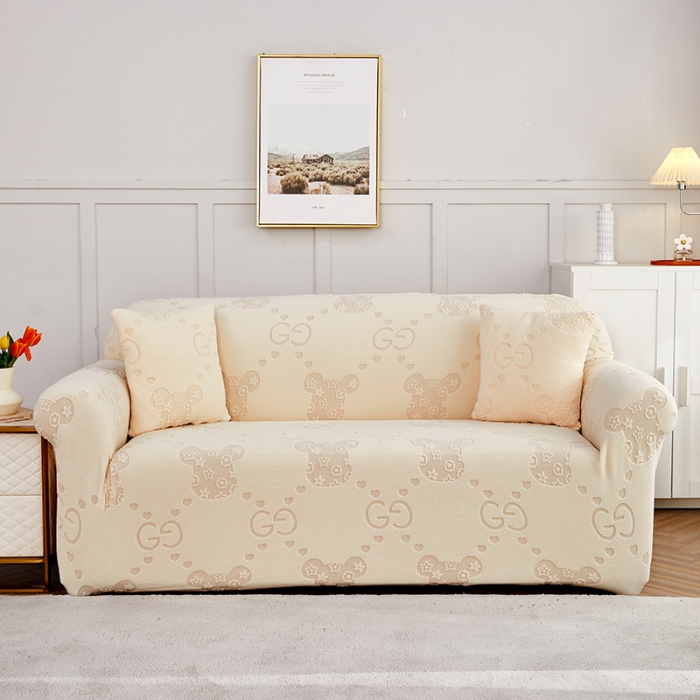 91家纺网 家纺一手货源 找家纺 逐日沙发套 2023新款提花绒直排沙发套 酷熊-米黄