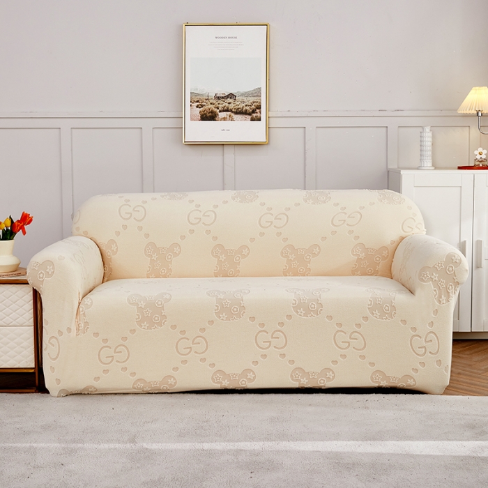 91家纺网 家纺一手货源 找家纺 逐日沙发套 2023新款提花绒直排沙发套 酷熊-米黄