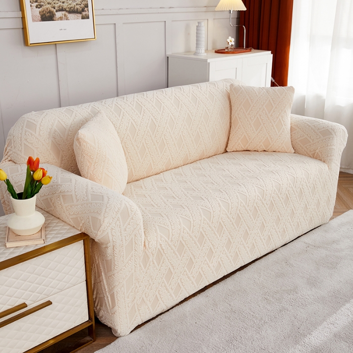 91家纺网 家纺一手货源 找家纺 逐日沙发套 2023新款提花绒直排沙发套 滕条-米黄