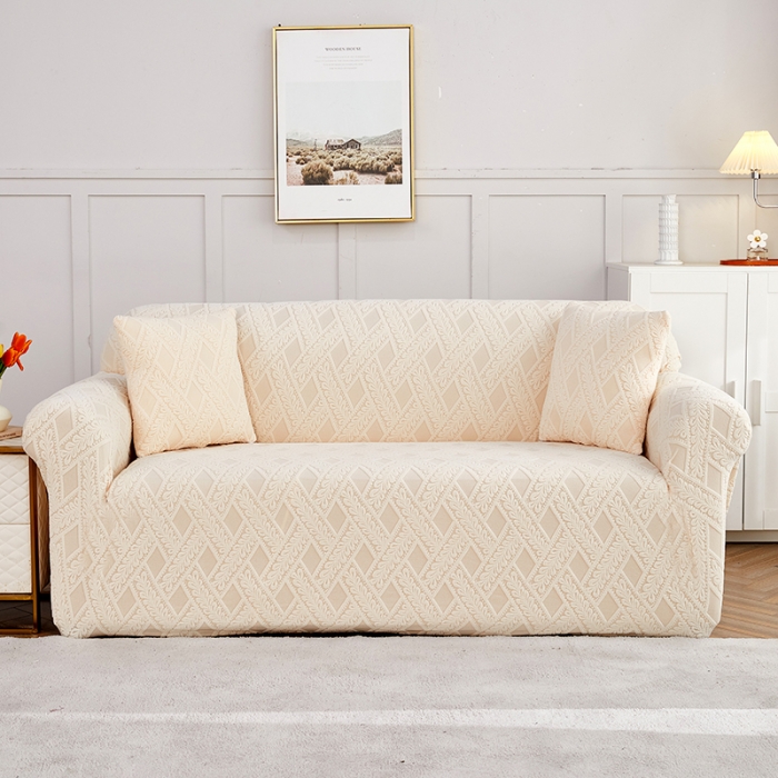 91家纺网 家纺一手货源 找家纺 逐日沙发套 2023新款提花绒直排沙发套 滕条-米黄