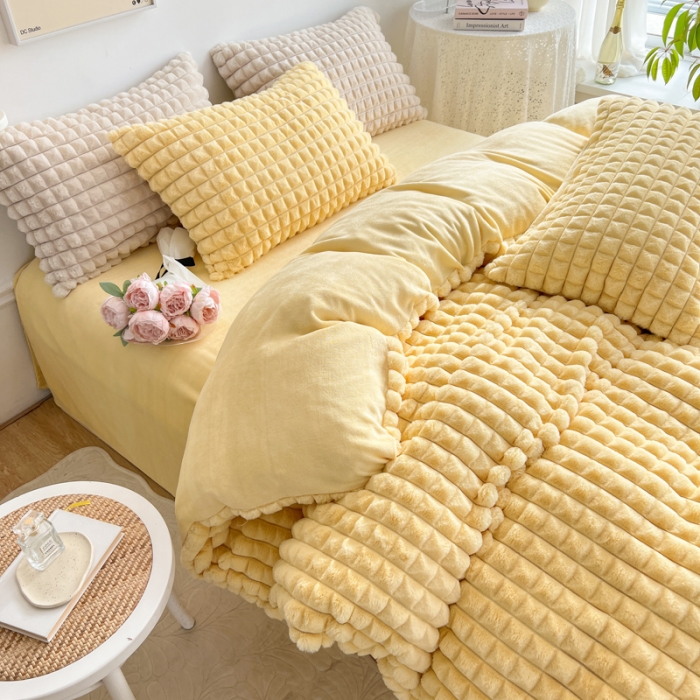 91家纺网 家纺一手货源 找家纺 总酒店酒店2023新款时尚立体花双拼兔绒牛奶绒四件套