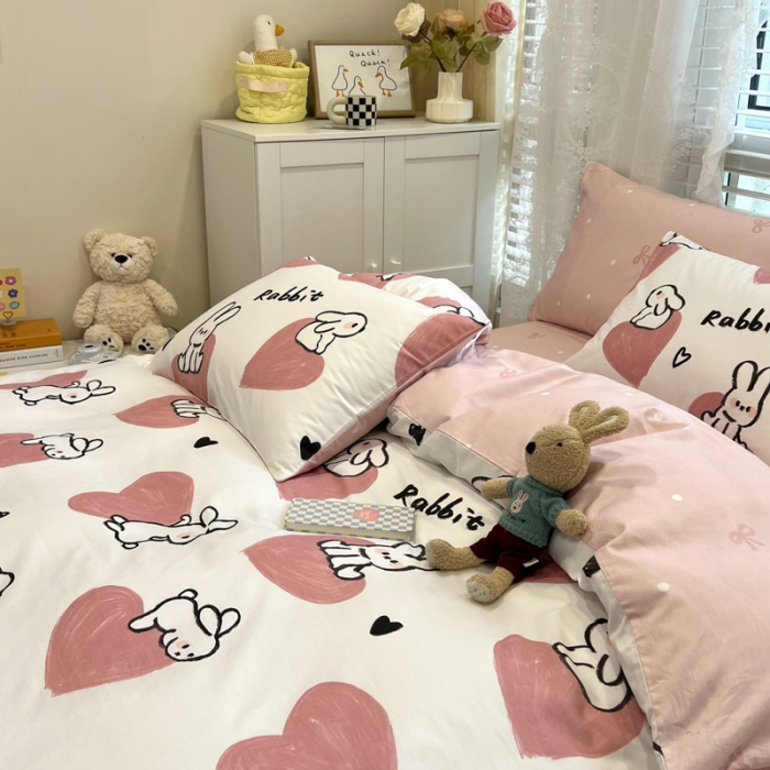 91家纺网 家纺一手货源 找家纺 晨希2023年新款全棉卡通印花简约款多规格四件套  爱心兔