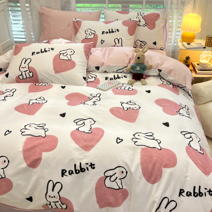 91家纺网 家纺一手货源 找家纺 晨希2023年新款全棉卡通印花简约款多规格四件套  爱心兔