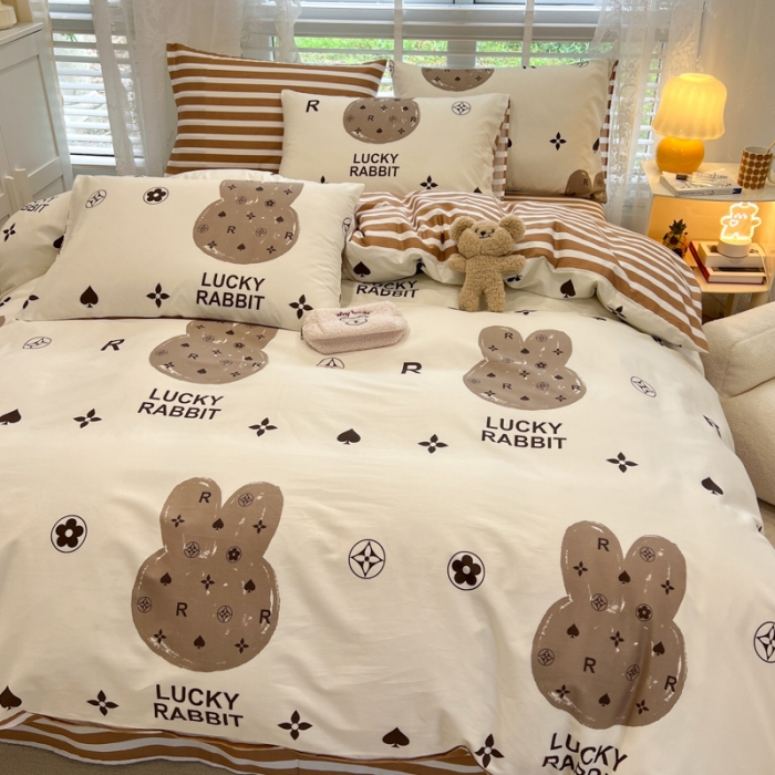 91家纺网 家纺一手货源 找家纺 晨希2023年新款全棉卡通印花简约款多规格四件套  禾果