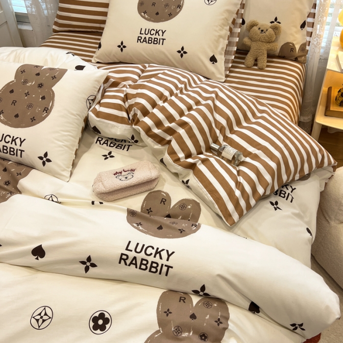 91家纺网 家纺一手货源 找家纺 晨希2023年新款全棉卡通印花简约款多规格四件套  禾果