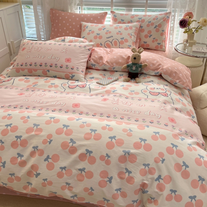 91家纺网 家纺一手货源 找家纺 晨希2023年新款全棉卡通印花简约款多规格四件套  活力兔