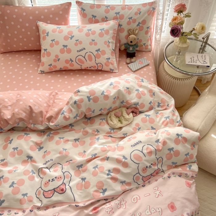 91家纺网 家纺一手货源 找家纺 晨希2023年新款全棉卡通印花简约款多规格四件套  活力兔