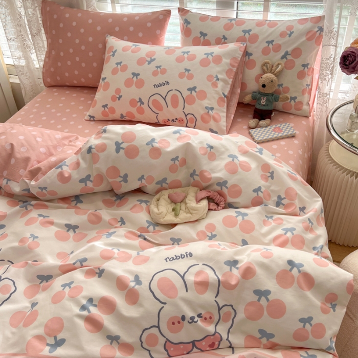 91家纺网 家纺一手货源 找家纺 晨希2023年新款全棉卡通印花简约款多规格四件套  活力兔