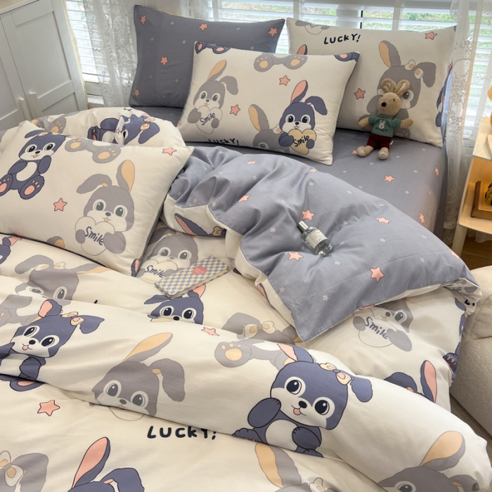 91家纺网 家纺一手货源 找家纺 晨希2023年新款全棉卡通印花简约款多规格四件套  开心兔