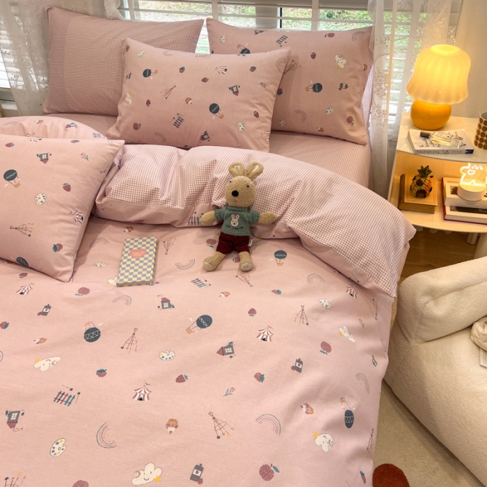 91家纺网 家纺一手货源 找家纺 晨希2023年新款全棉卡通印花简约款多规格四件套  快乐星球