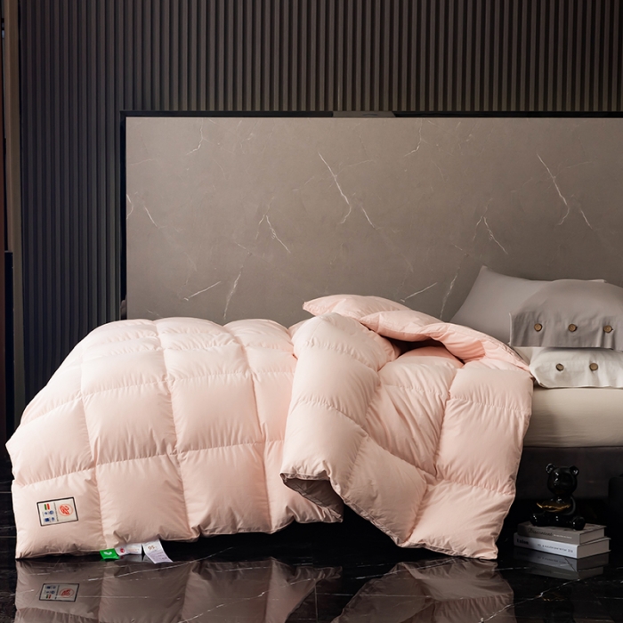 91家纺网 家纺一手货源 找家纺 匠心 2022新款阿尔贝罗鹅绒被 粉色