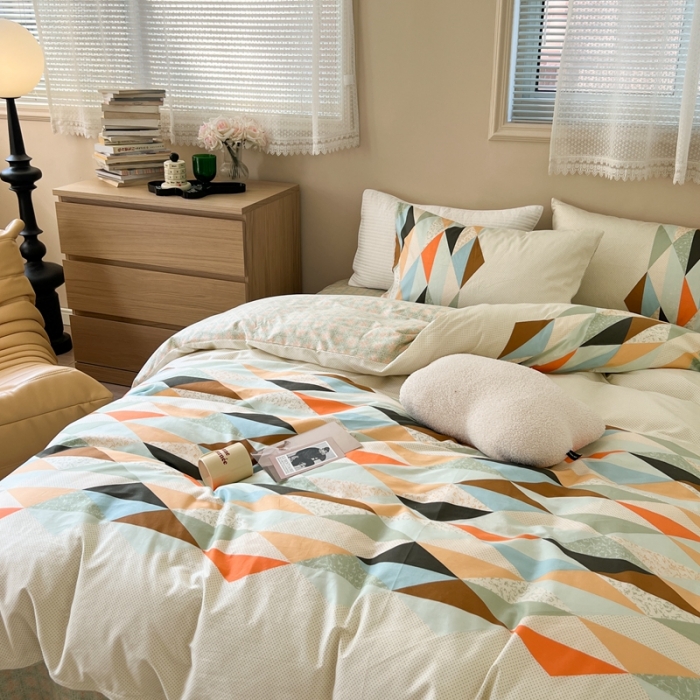 91家纺网 家纺一手货源 找家纺 时年 2023新款全棉小可爱系列四件套 青春故事