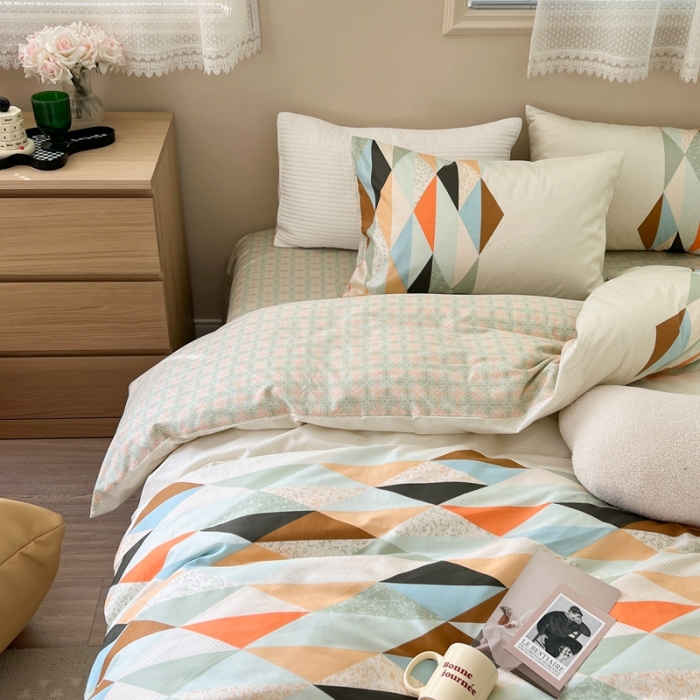 91家纺网 家纺一手货源 找家纺 时年 2023新款全棉小可爱系列四件套 青春故事