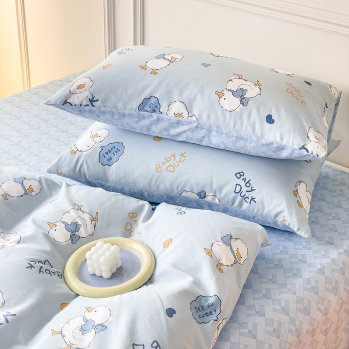 91家纺网 家纺一手货源 找家纺 感遇2022新款全棉印花四件套系列 萌萌鸭