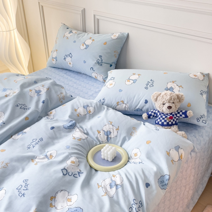 91家纺网 家纺一手货源 找家纺 感遇2022新款全棉印花四件套系列 萌萌鸭