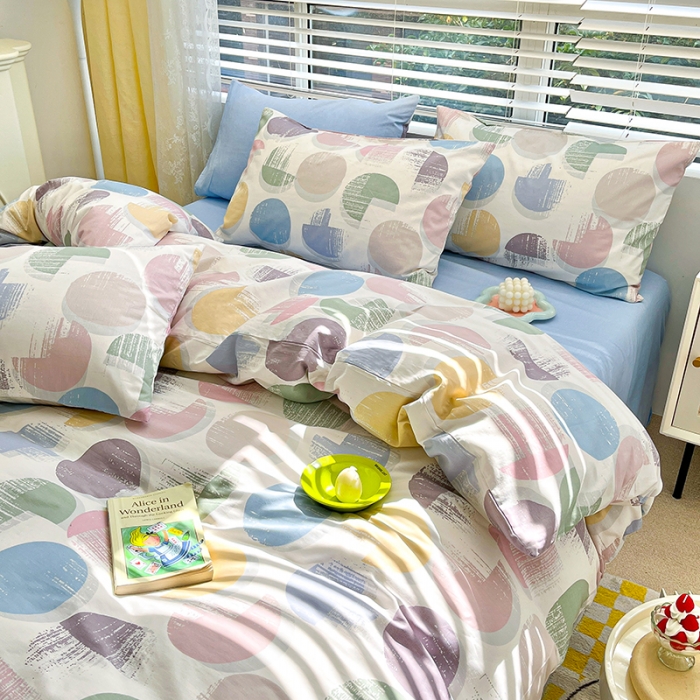 91家纺网 家纺一手货源 找家纺 麦伦家居 2023新款全棉简约个性北欧系列四件套-第 一组 彩色圈圈