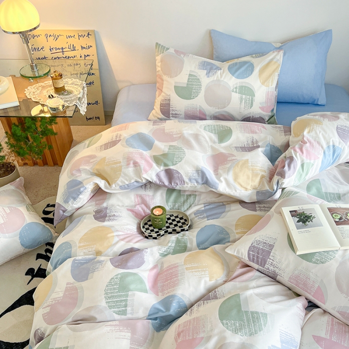 91家纺网 家纺一手货源 找家纺 麦伦家居 2023新款全棉简约个性北欧系列四件套-第 二组 彩色圈圈