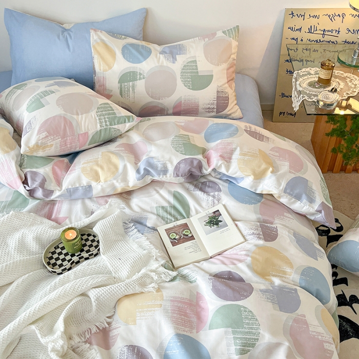 91家纺网 家纺一手货源 找家纺 麦伦家居 2023新款全棉简约个性北欧系列四件套-第 二组 彩色圈圈