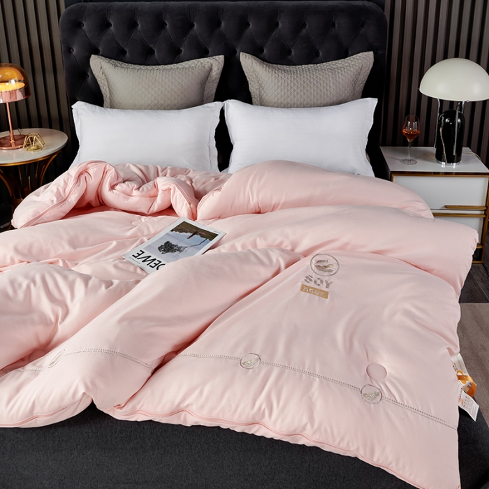 91家纺网 家纺一手货源 找家纺 丽卡家纺2023新款金豆刺绣款大豆子母被 粉色