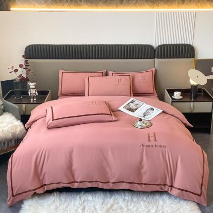 91家纺网 家纺一手货源 找家纺 （总）千希家纺家纺 2023新款H刺绣亲肤磨毛四件套