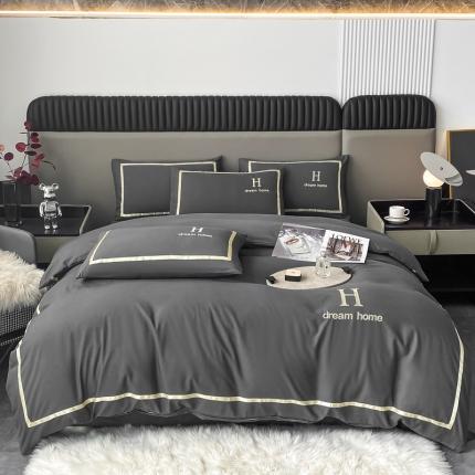 91家纺网 家纺一手货源 找家纺 千希家纺家纺 2023新款H刺绣亲肤磨毛四件套 H款高级灰