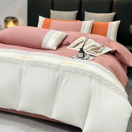 91家纺网 家纺一手货源 找家纺 （总）千希家纺家纺 2023新款格调D潮牌拼接磨毛四件套