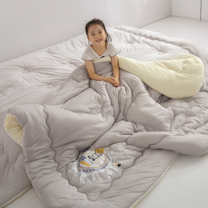 91家纺网 家纺一手货源 找家纺 佳居缘 2023AB双拼糯糯元气奶盖懒人被 芝香奶灰-灰黄