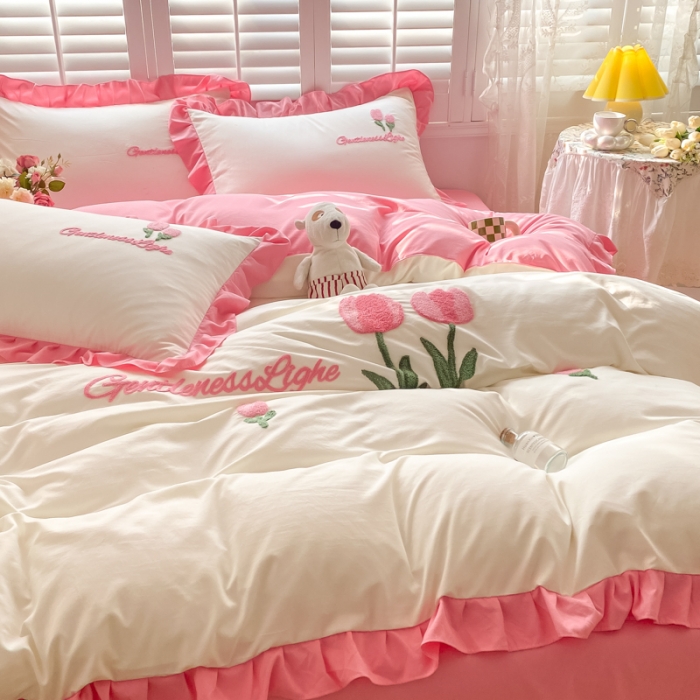 91家纺网 家纺一手货源 找家纺 易禾家纺 2024新款水洗亲肤棉毛巾绣四件套 郁金香-玫粉