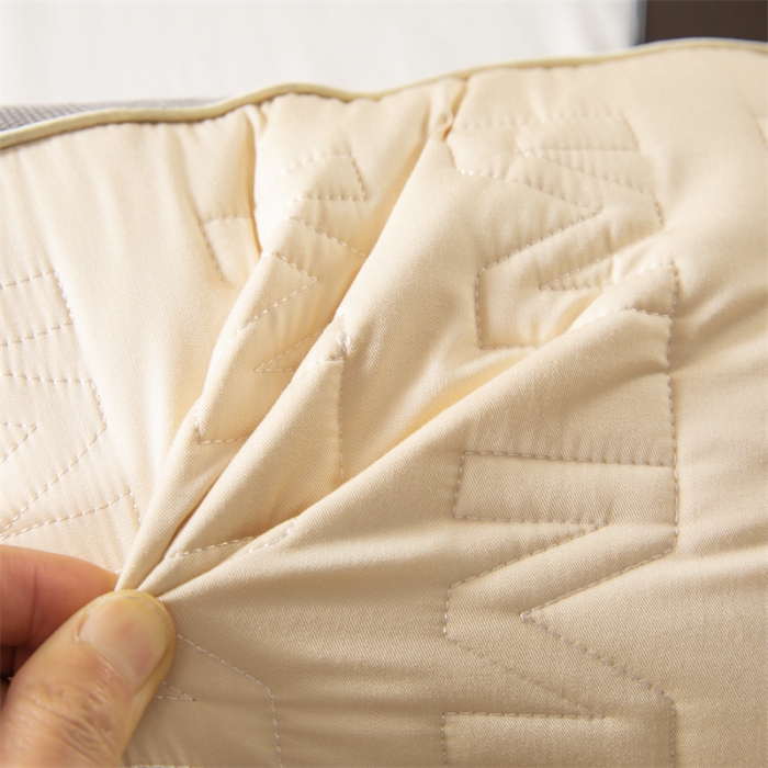 91家纺网 家纺一手货源 找家纺 爱来伊 2023新款乳胶牵引枕头 尊贵黄