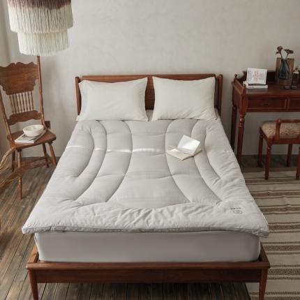 91家纺网 家纺一手货源 找家纺 安莱生活 2023新款原棉大豆床褥软床垫 灰色