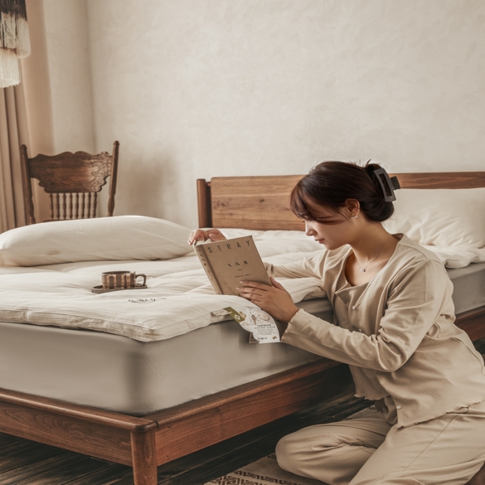 91家纺网 家纺一手货源 找家纺 安莱生活 2023新款原棉大豆床褥软床垫 白色