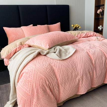 91家纺网 家纺一手货源 找家纺 铠畅 2023新款230克牛奶绒烂花邂逅系列四件套 邂逅粉色