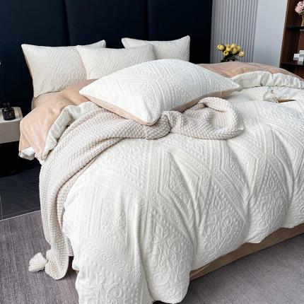 91家纺网 家纺一手货源 找家纺 铠畅 2023新款230克牛奶绒烂花邂逅系列四件套 邂逅米白