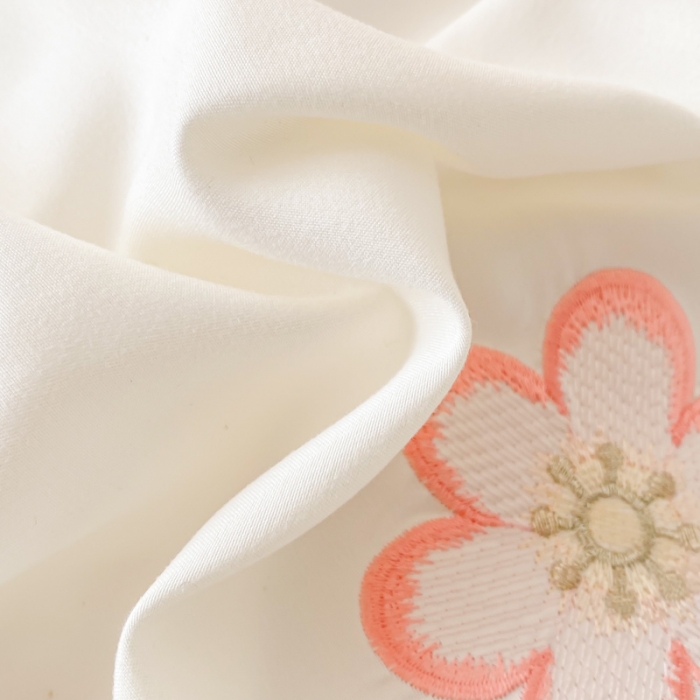 91家纺网 家纺一手货源 找家纺 富盛 2024新款水洗亲肤棉刺绣四件套公主风四件套 幸运花—白