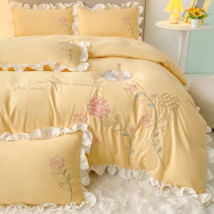 91家纺网 家纺一手货源 找家纺 富盛 2024新款水洗亲肤棉刺绣四件套公主风四件套 幸运花—黄