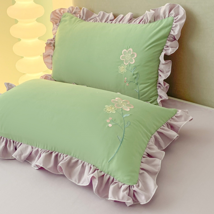 91家纺网 家纺一手货源 找家纺 富盛 2024新款水洗亲肤棉刺绣四件套公主风四件套 幸运花—绿