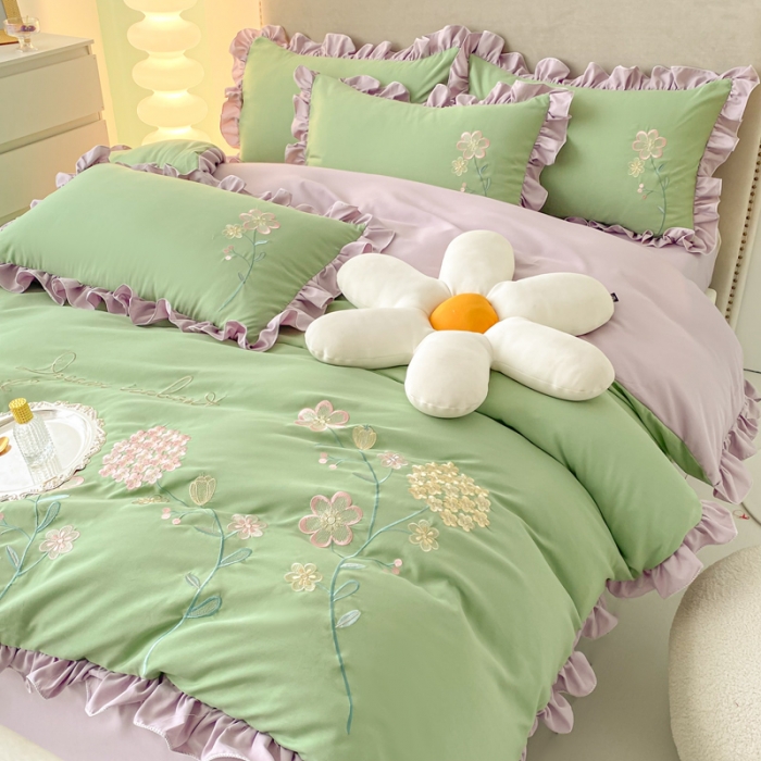 91家纺网 家纺一手货源 找家纺 富盛 2024新款水洗亲肤棉刺绣四件套公主风四件套 幸运花—绿