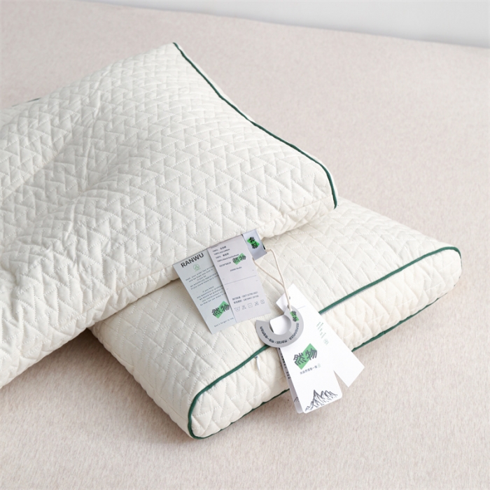 91家纺网 家纺一手货源 找家纺 （总）觉物 2022新款全黑苦荞枕头枕芯系列