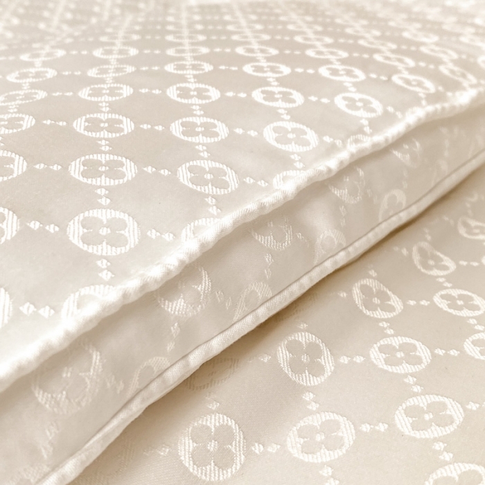 91家纺网 家纺一手货源 找家纺 （总）伊被源 2023新款亲肤磨毛提花冬被被子被芯-四叶草