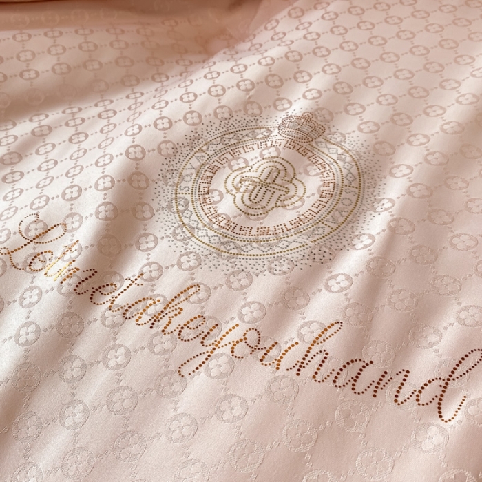 91家纺网 家纺一手货源 找家纺 伊被源 2023新款亲肤磨毛提花冬被被子被芯-四叶草 粉色