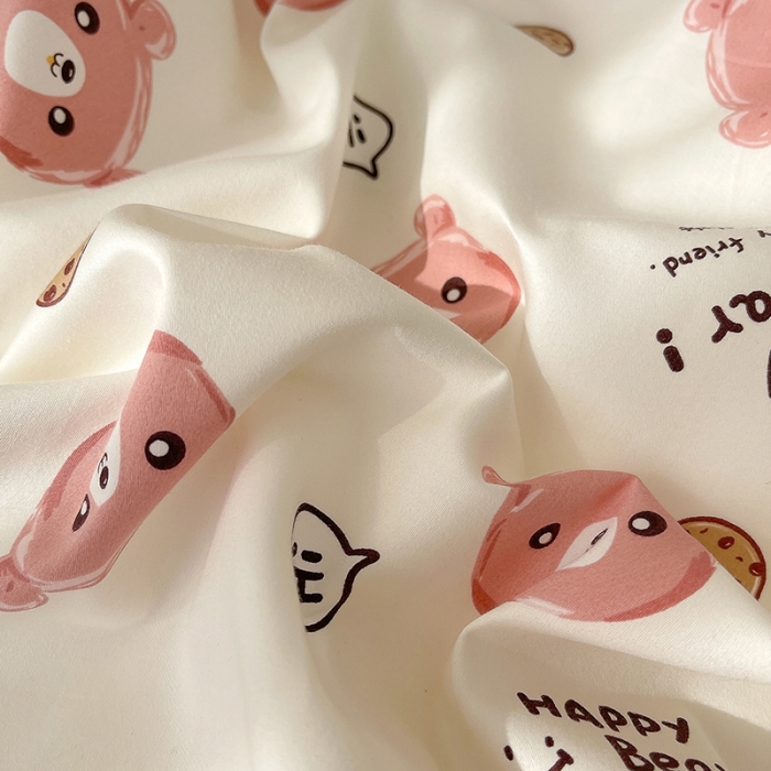 91家纺网 家纺一手货源 找家纺 良佐生活 2023新款A类60支全棉贡缎乳胶枕枕套 开心熊 粉