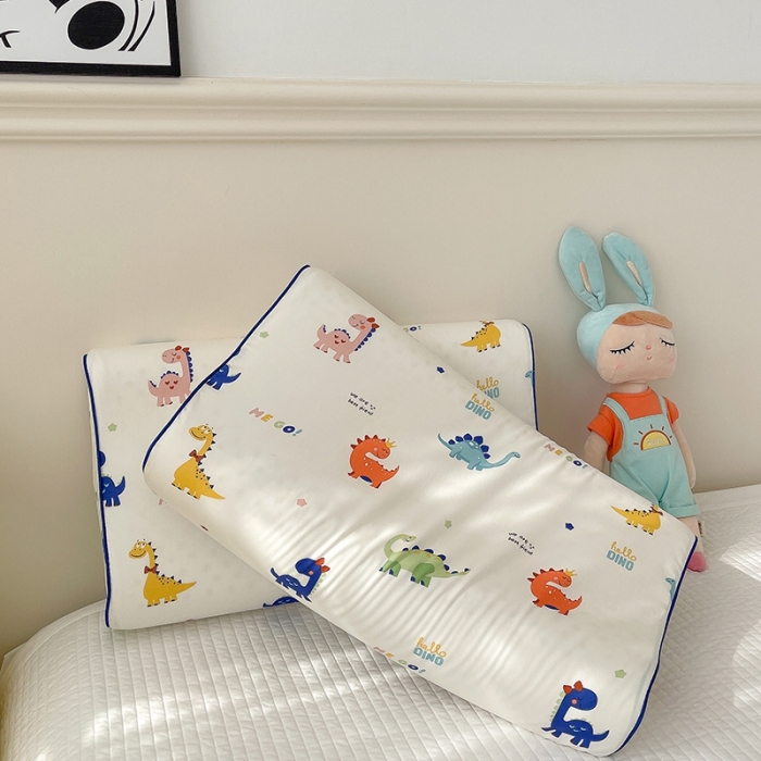 91家纺网 家纺一手货源 找家纺 良佐生活 2023新款A类60支全棉贡缎乳胶枕枕套 恐龙乐园