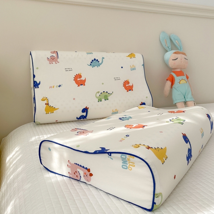 91家纺网 家纺一手货源 找家纺 良佐生活 2023新款A类60支全棉贡缎乳胶枕枕套 恐龙乐园