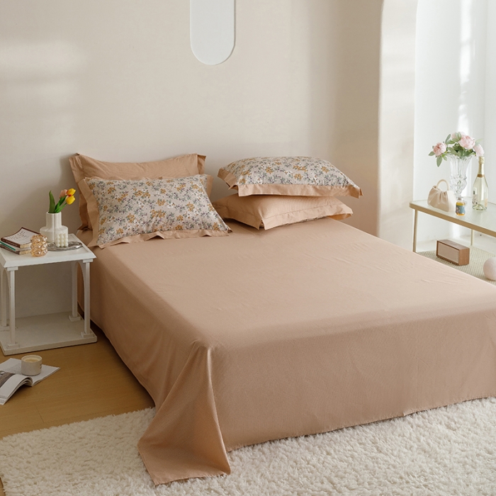 91家纺网 家纺一手货源 找家纺 简宜家居 2023新款纯棉全棉斜纹小清新宽边四件套 繁花咖